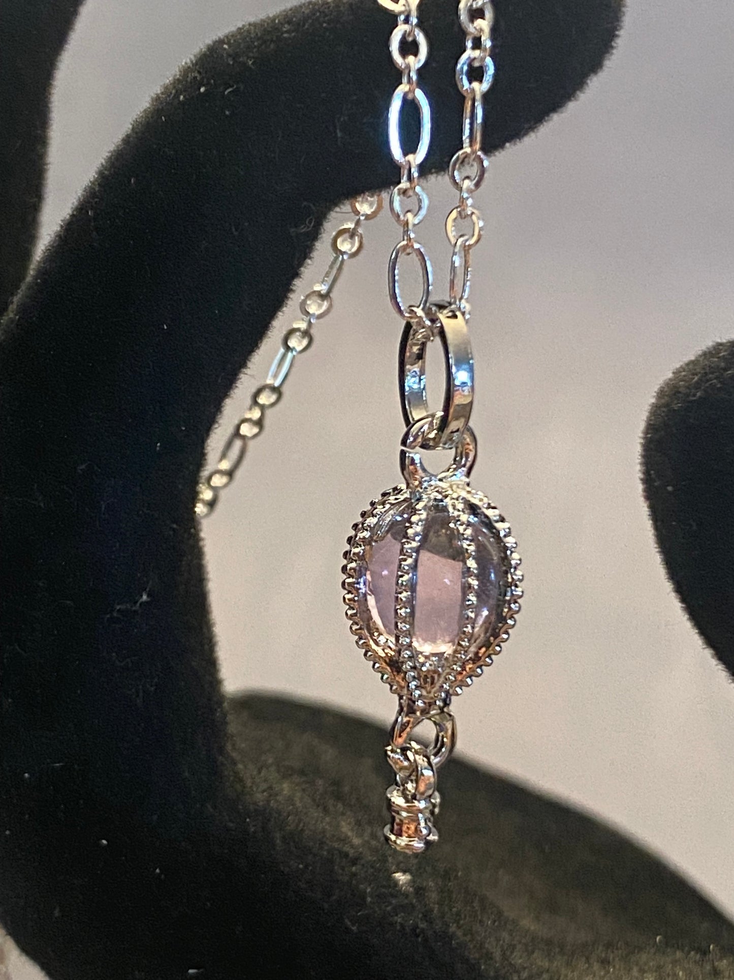 "Addison" Hot Air Balloon Necklace - The Speckled Dove